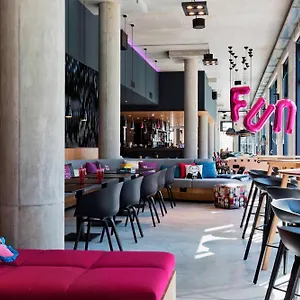 *** Hotel Moxy Vienna Airport Austria